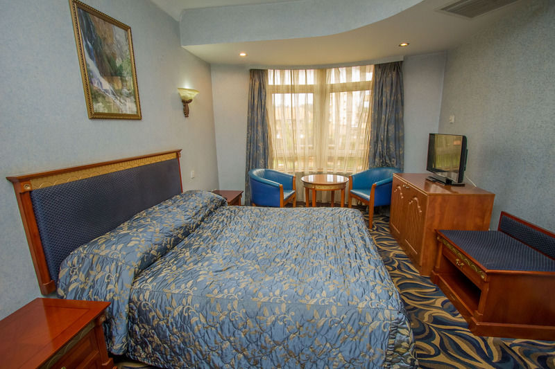 City Royal Resort Hotel Kyambogo (Kampala) Exterior foto