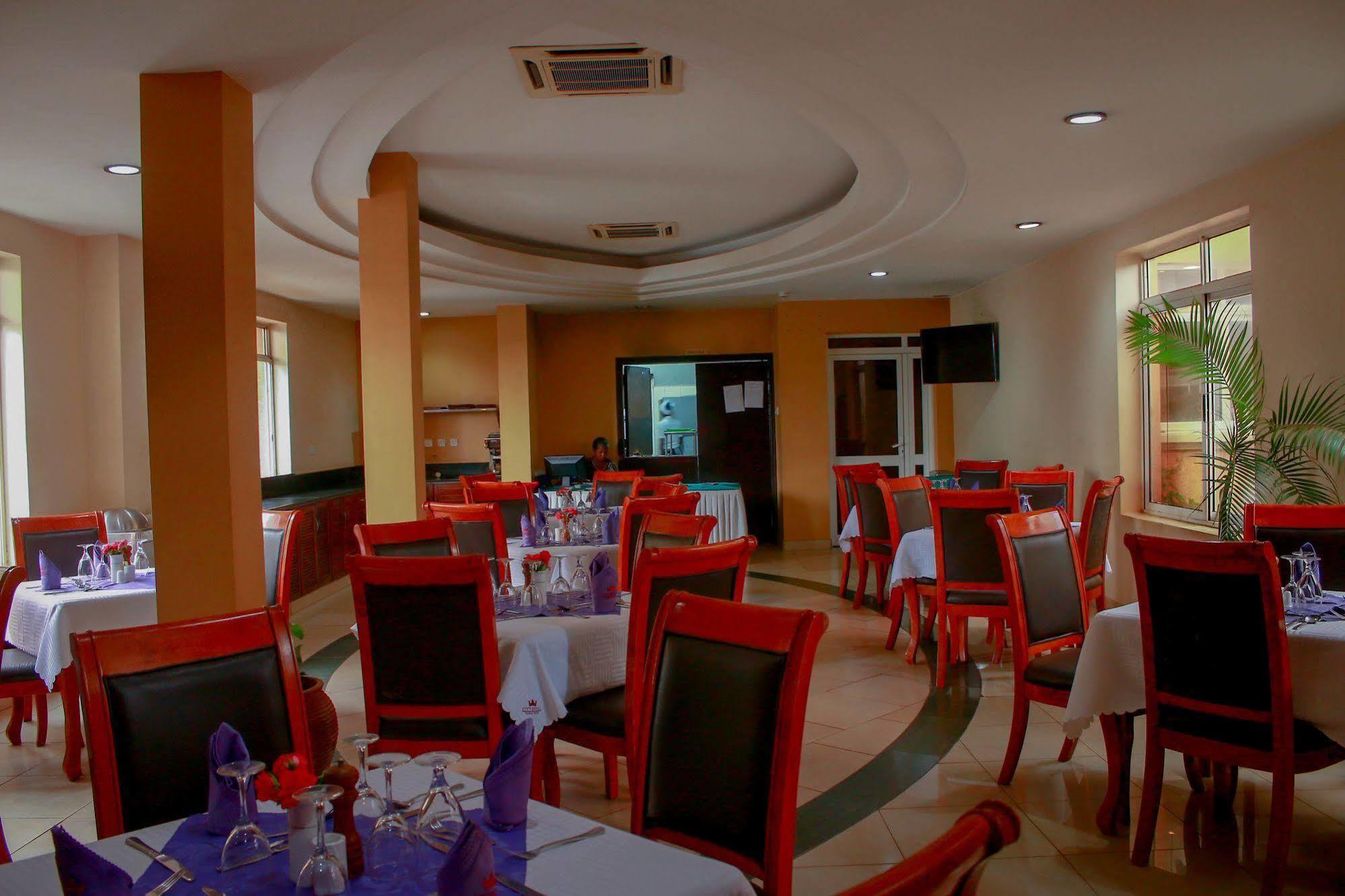 City Royal Resort Hotel Kyambogo (Kampala) Exterior foto